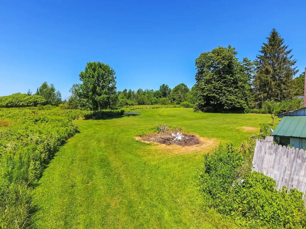 1075 River Avenue Gardiner ME 04345