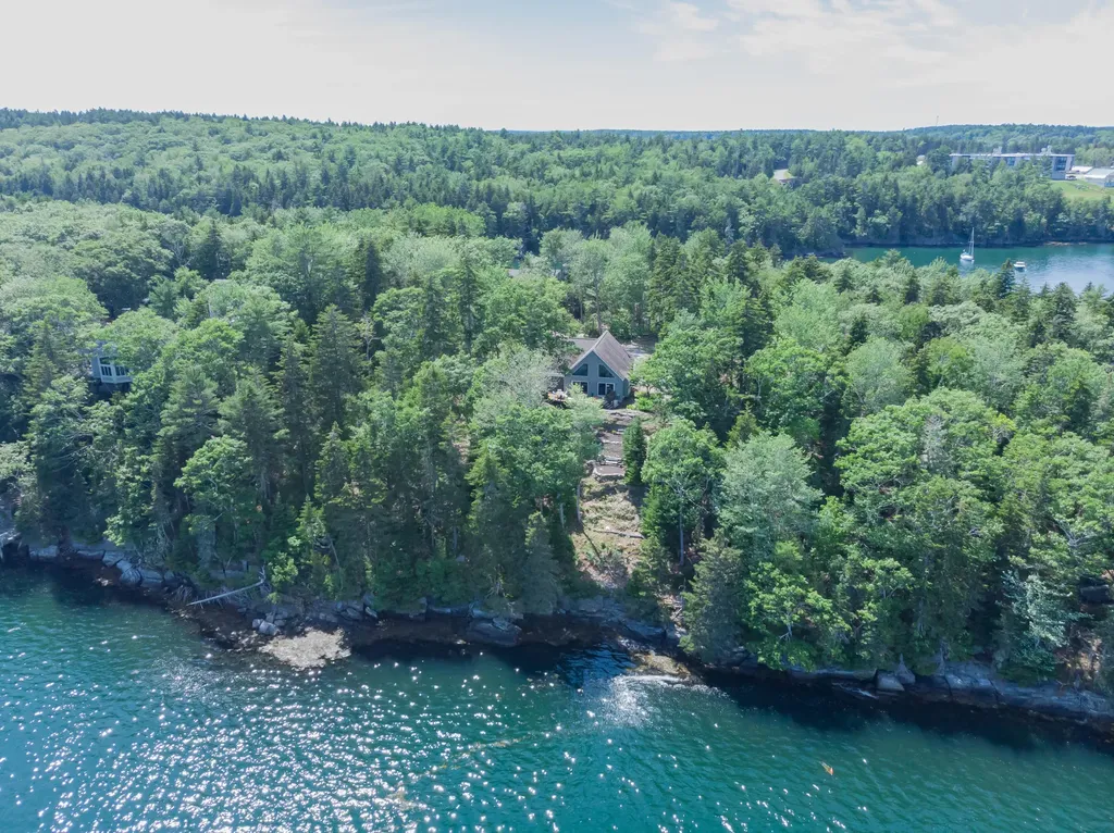 229 Farnham Point Road Boothbay ME 04544