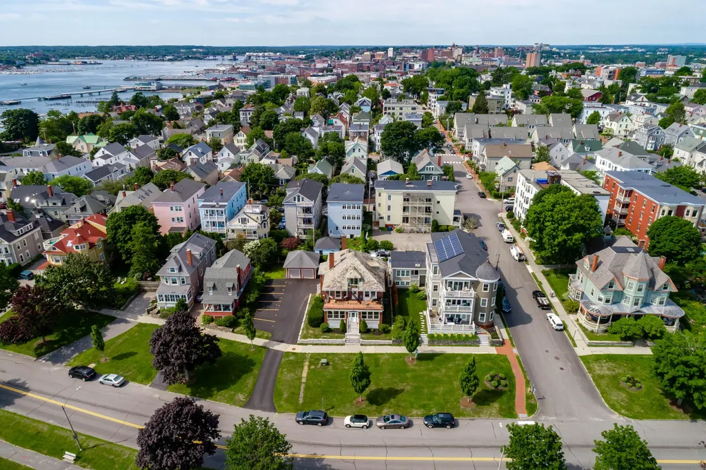 126 Eastern Promenade Portland ME 04101