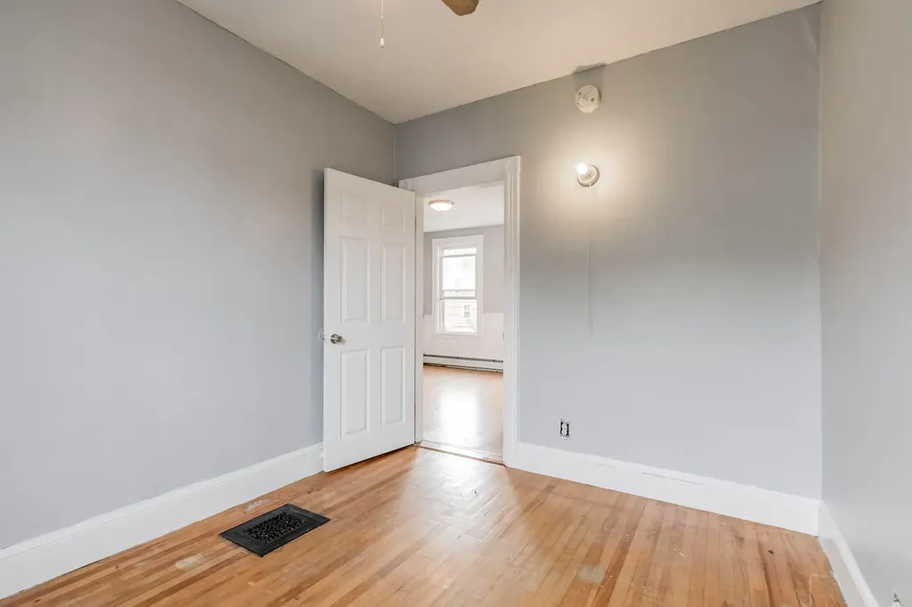 605-607 Washington Avenue Portland ME 04103