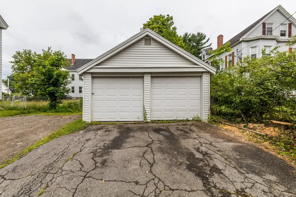 605-607 Washington Avenue Portland ME 04103