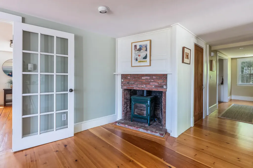 269 Blackstrap Road Falmouth ME 04105