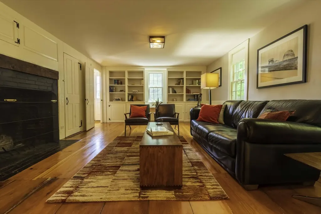 269 Blackstrap Road Falmouth ME 04105