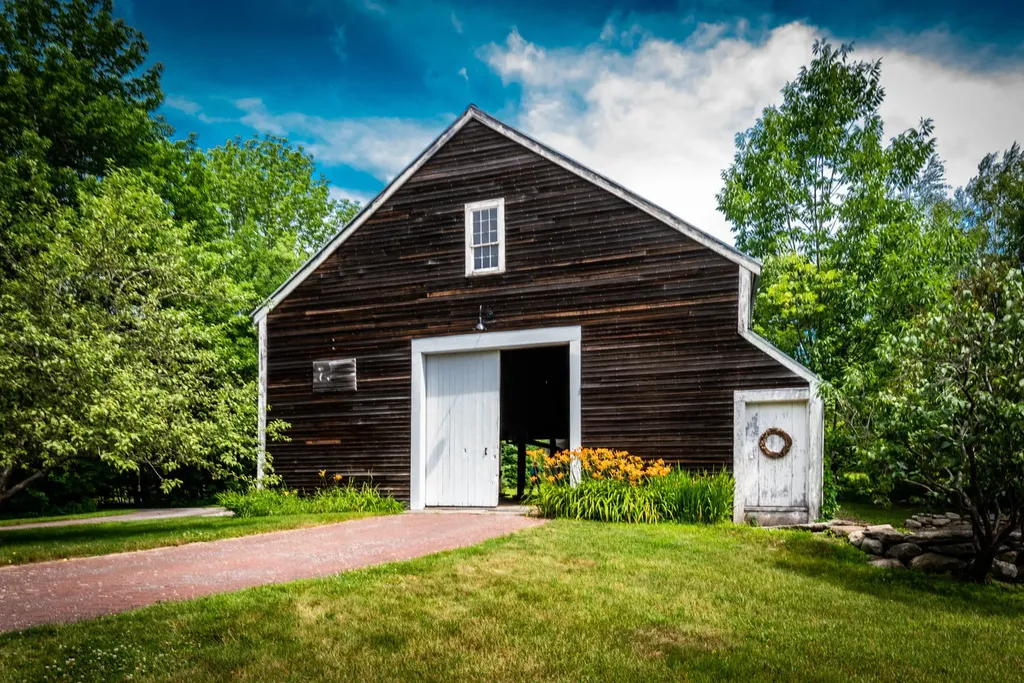 269 Blackstrap Road Falmouth ME 04105