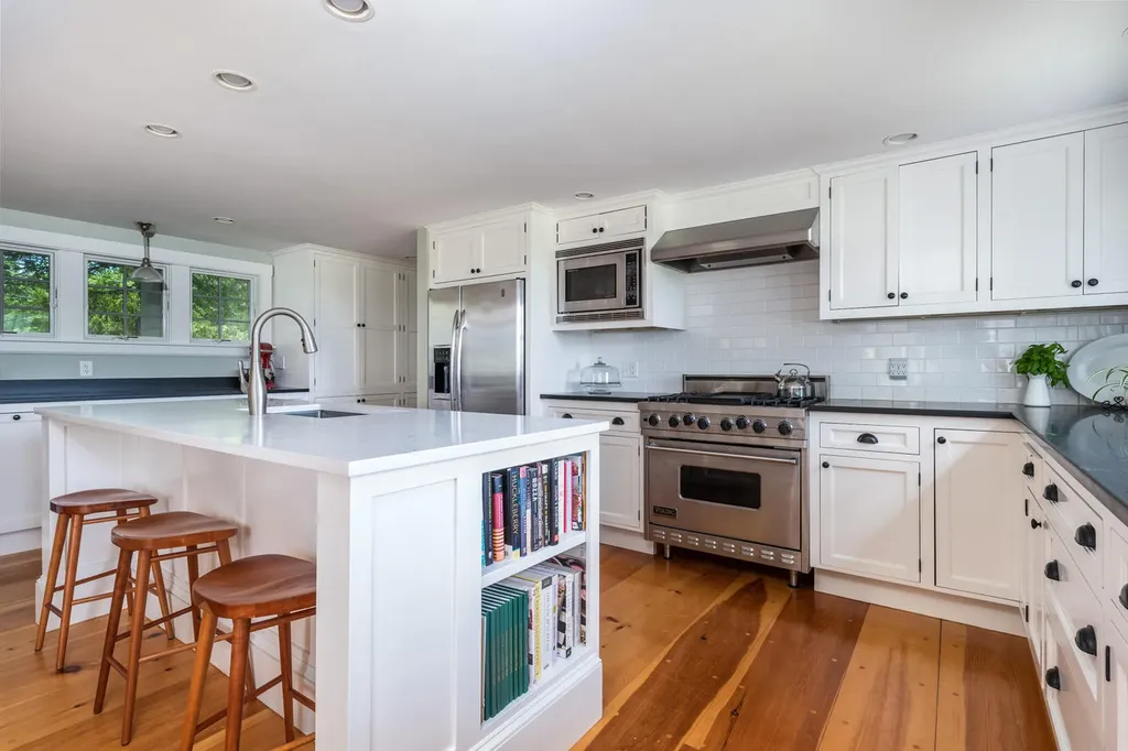 269 Blackstrap Road Falmouth ME 04105