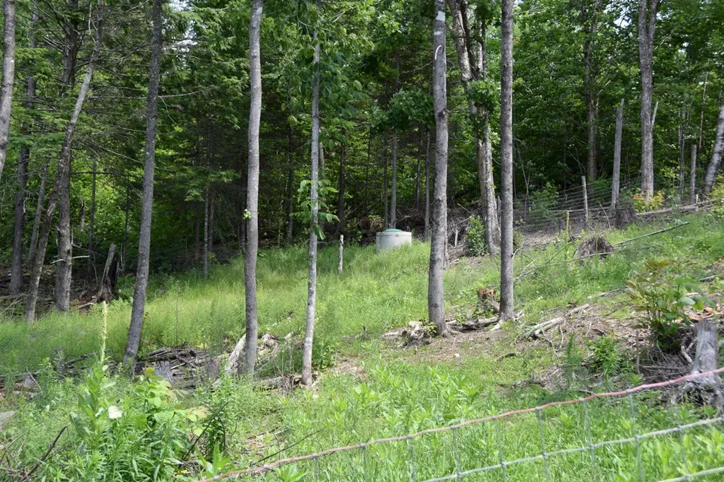 429 Hole In The Wall Road Solon ME 04979