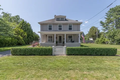 3 Fern Avenue Falmouth ME 04105