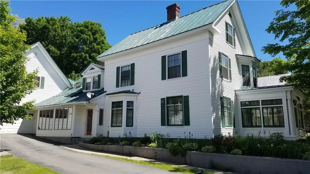 110 Court Street Farmington ME 04938