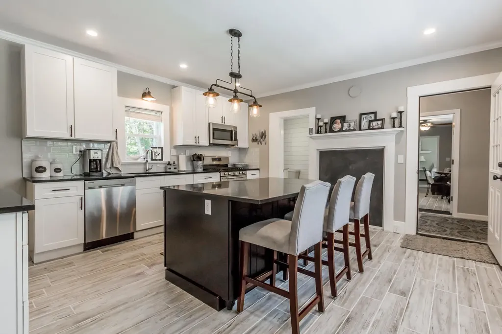 91 Lincoln Road Saco ME 04072