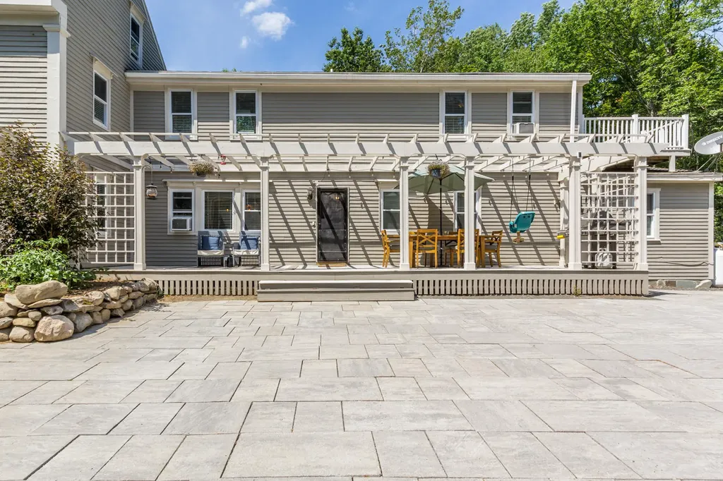 91 Lincoln Road Saco ME 04072