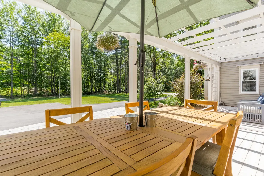 91 Lincoln Road Saco ME 04072