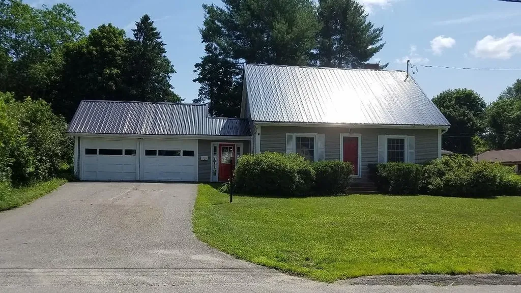 1 Fernwood Street Orono ME 04473