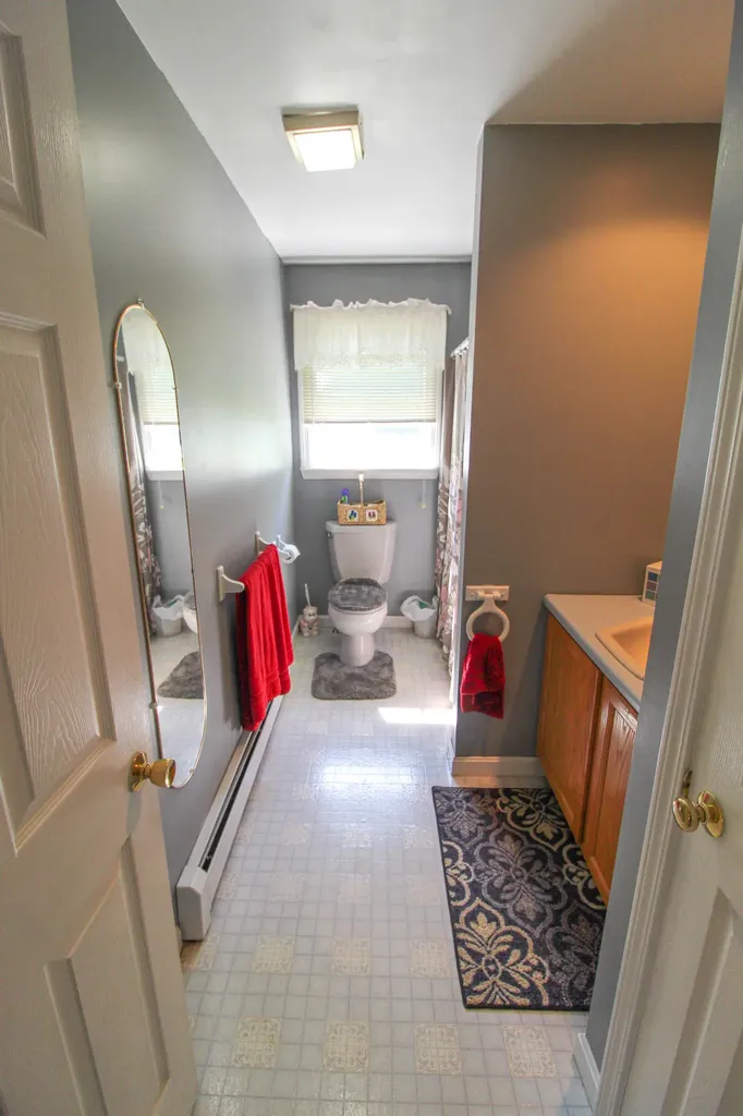 36 Albert Drive Lincoln ME 04457