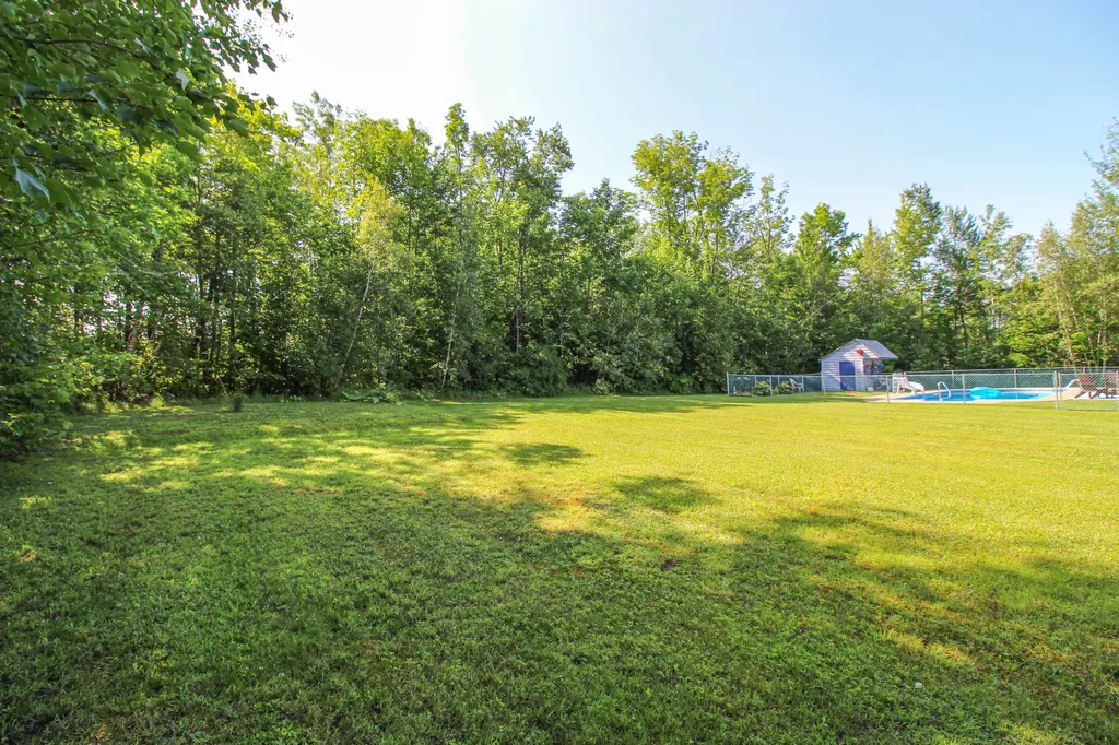 36 Albert Drive Lincoln ME 04457