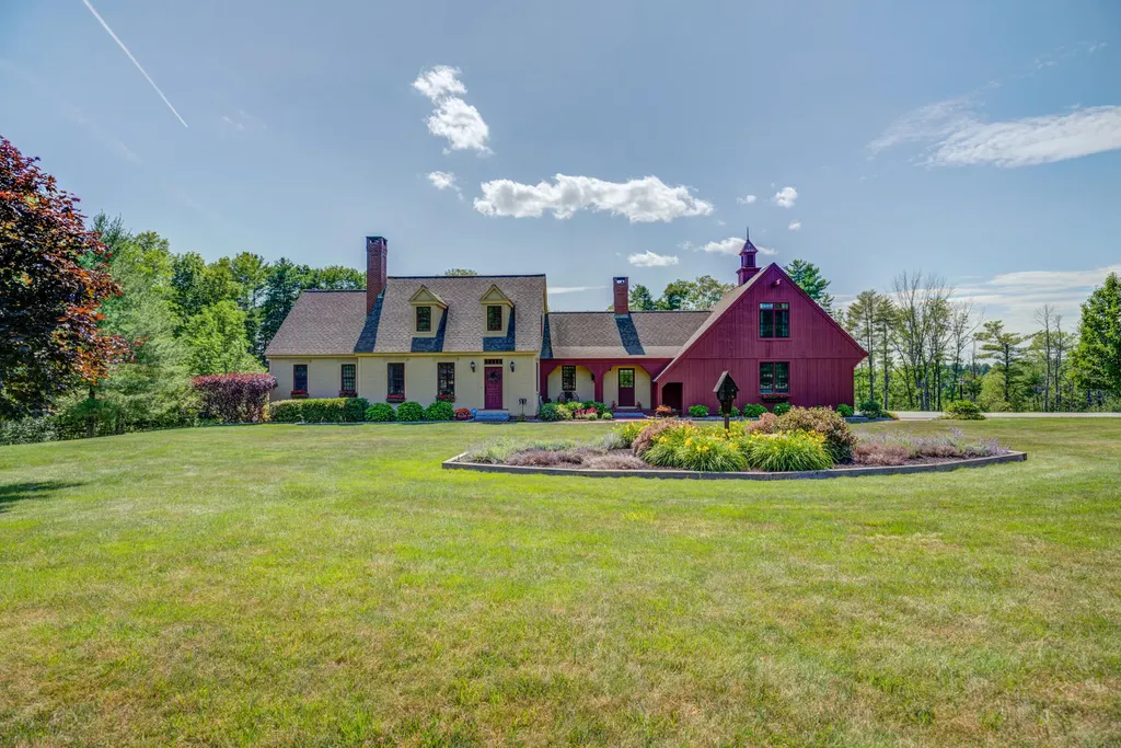34 Barnfield Lane Gorham ME 04038