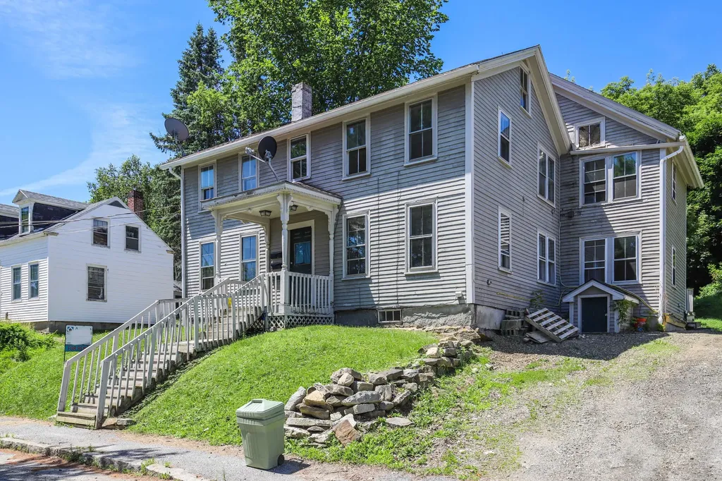 5 Spring Street Hallowell ME 04347