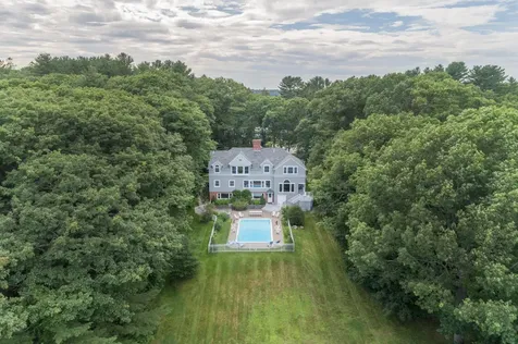 15 Old Mill Road Falmouth ME 04105