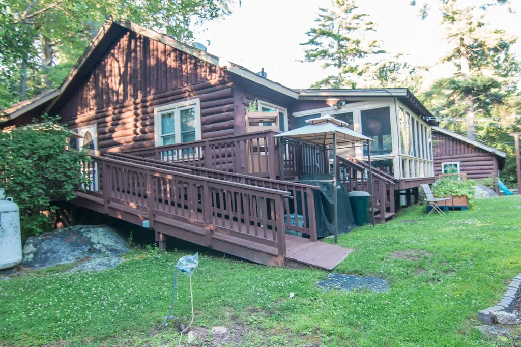 11 Fernwood Road Dedham ME 04429