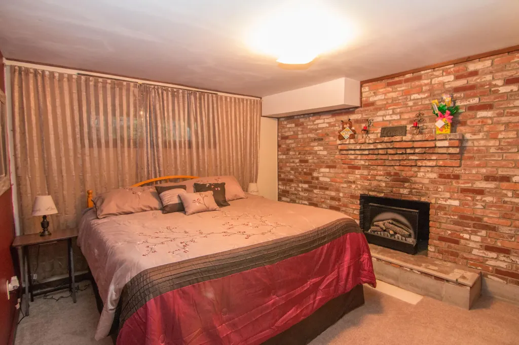 11 Fernwood Road Dedham ME 04429