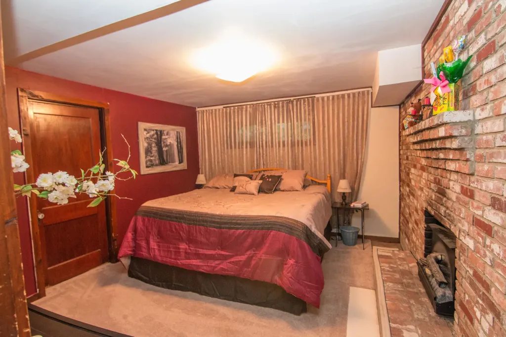 11 Fernwood Road Dedham ME 04429