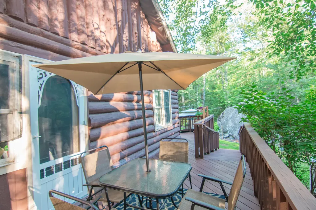 11 Fernwood Road Dedham ME 04429