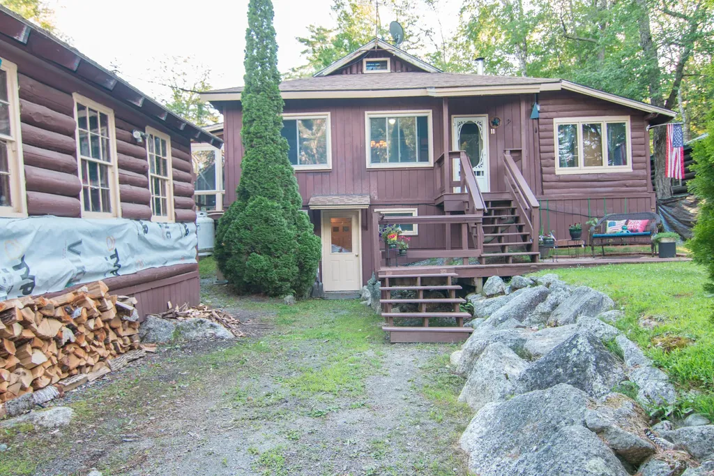11 Fernwood Road Dedham ME 04429