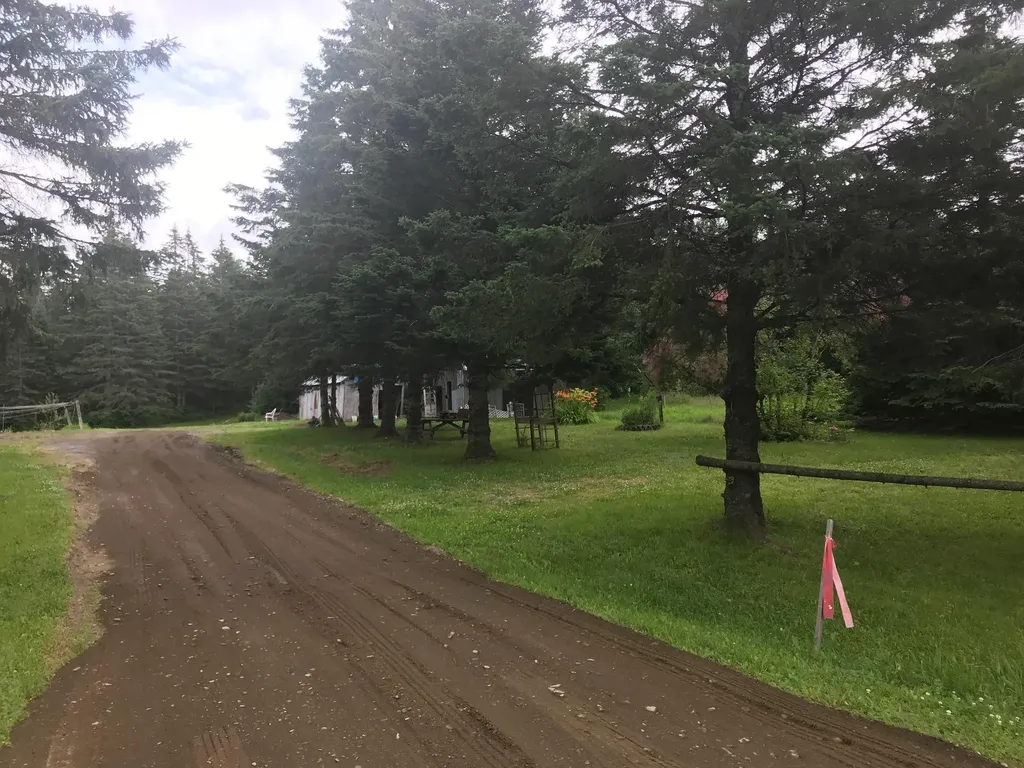 1206 State Hwy Route 150 Parkman ME 04443