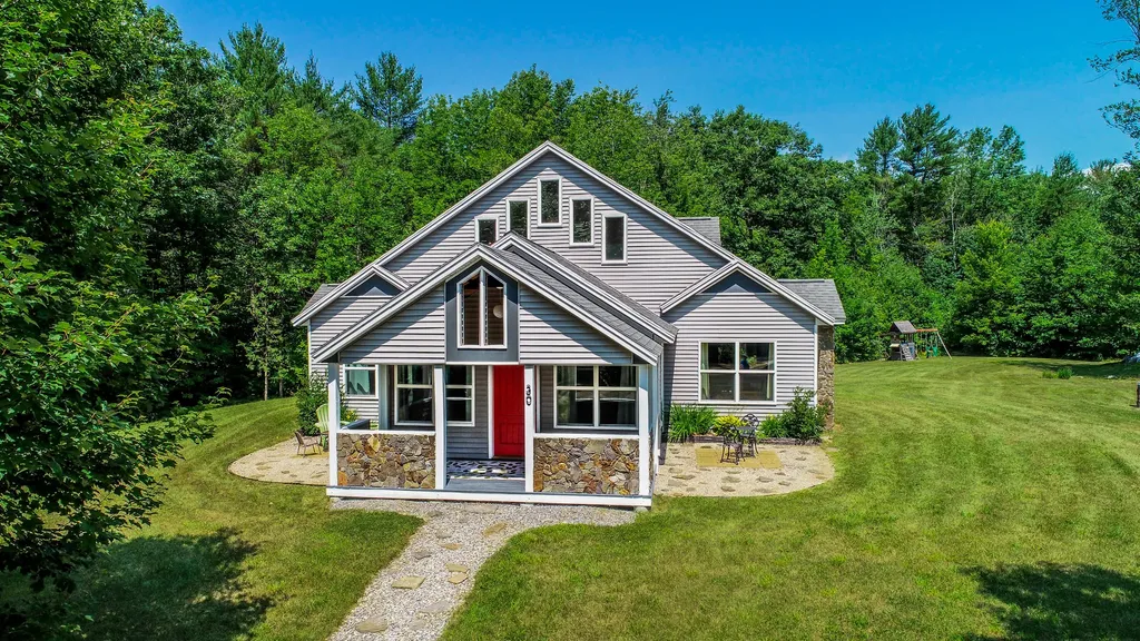 30 Cassidy Lane West Gardiner ME 04345