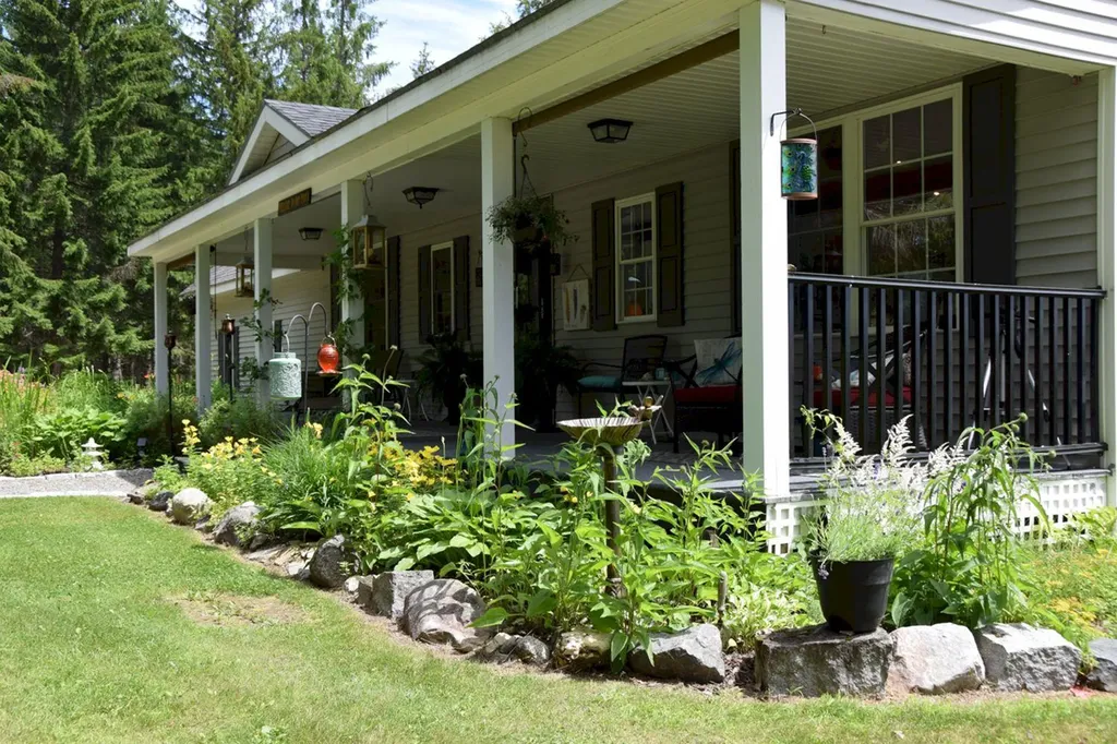 47 Castle Road Harmony ME 04942