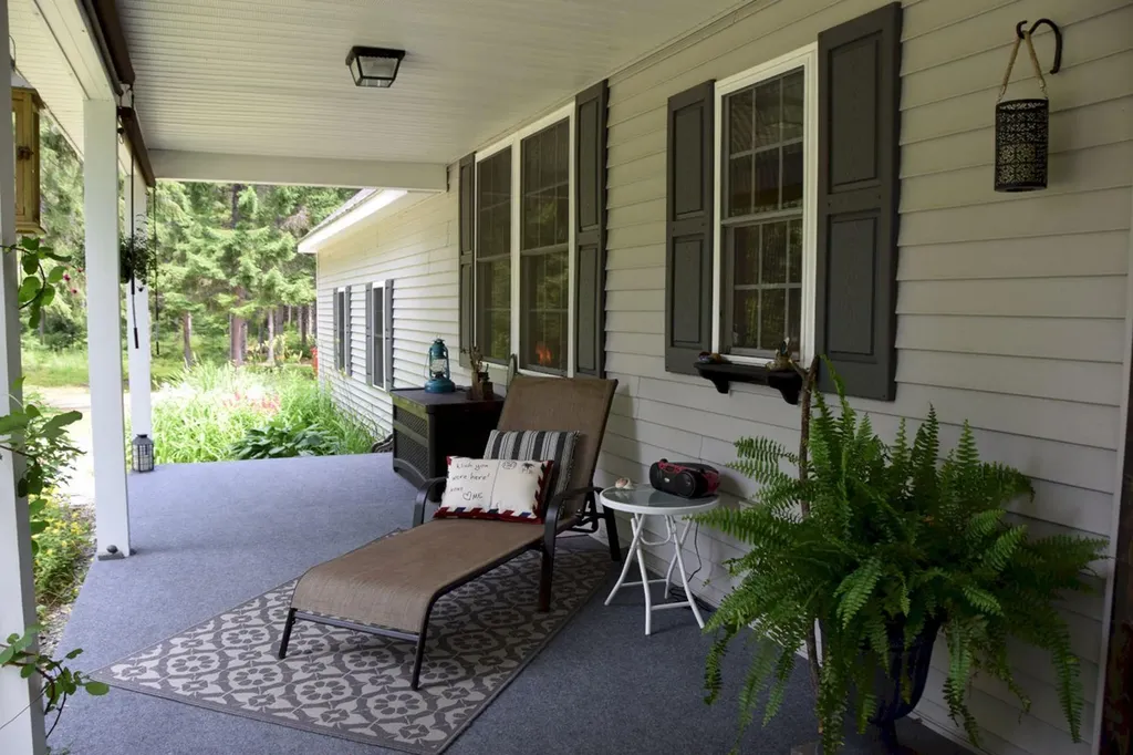 47 Castle Road Harmony ME 04942