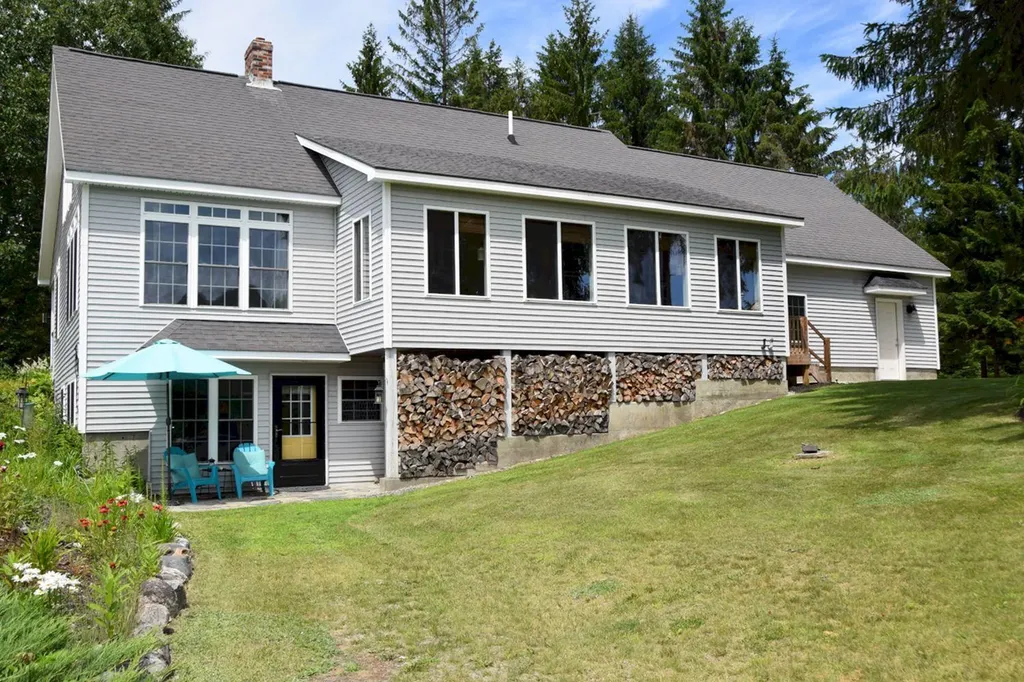 47 Castle Road Harmony ME 04942