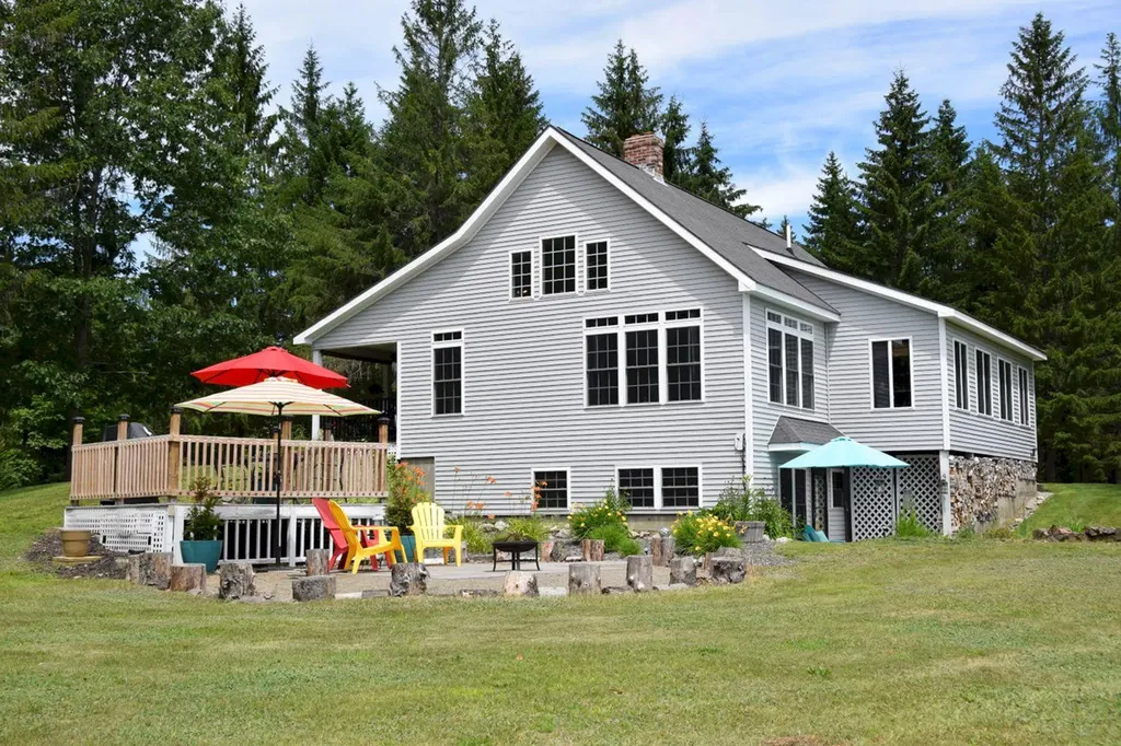 47 Castle Road Harmony ME 04942
