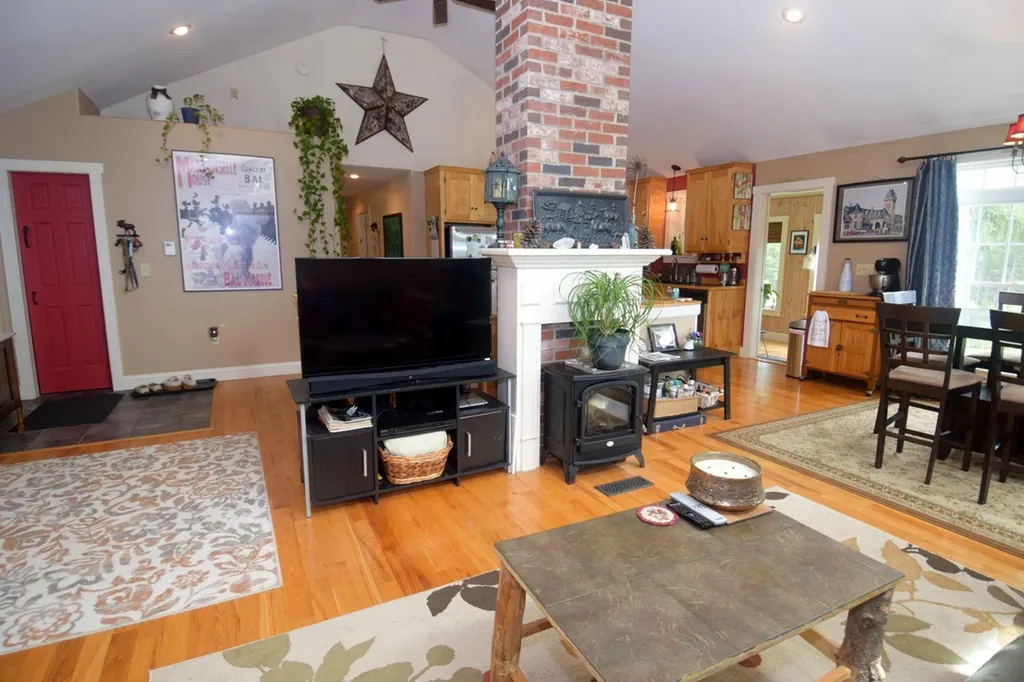 47 Castle Road Harmony ME 04942