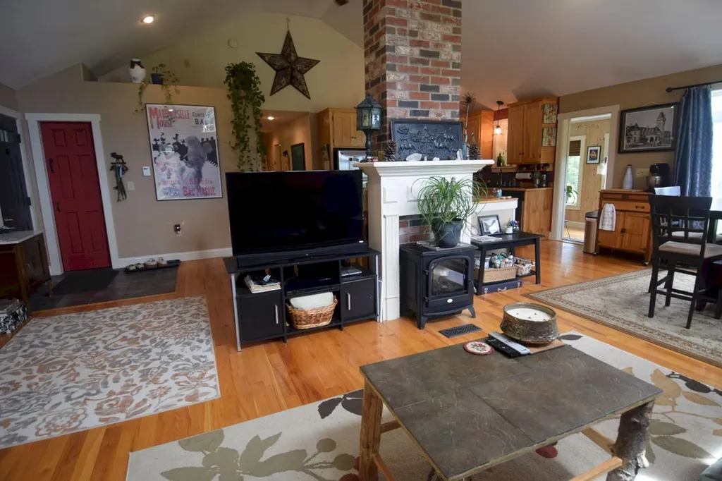 47 Castle Road Harmony ME 04942