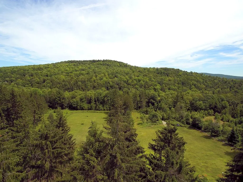 47 Castle Road Harmony ME 04942