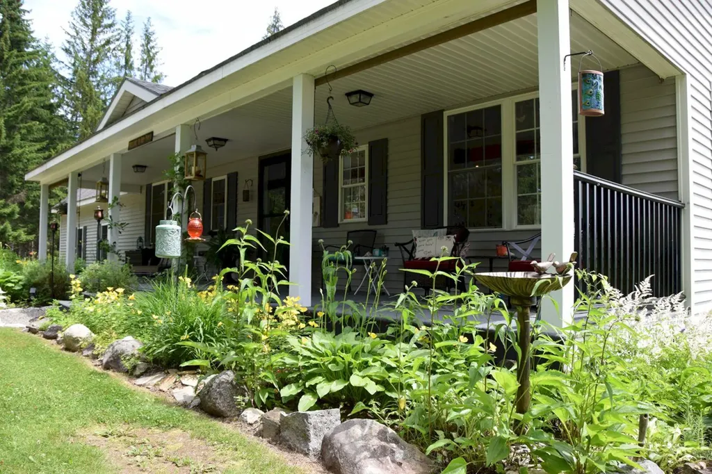 47 Castle Road Harmony ME 04942