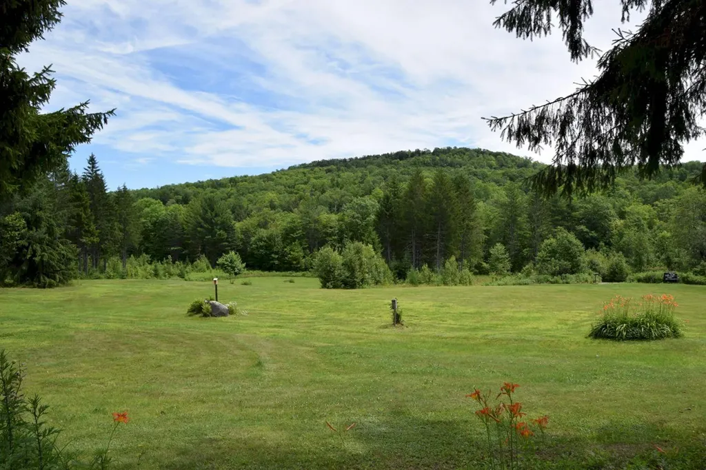 47 Castle Road Harmony ME 04942