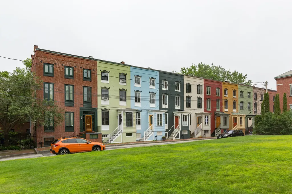 7 Stratton Place Portland ME 04101