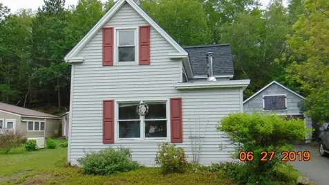 35 Prospect Street Millinocket ME 04462