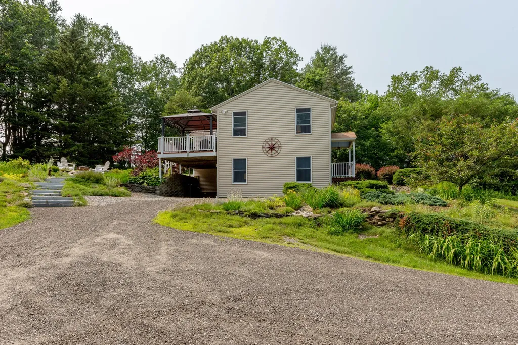 65 River Road Brunswick ME 04011