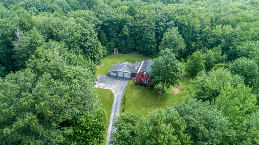 13 Kimball Lane Arundel ME 04046