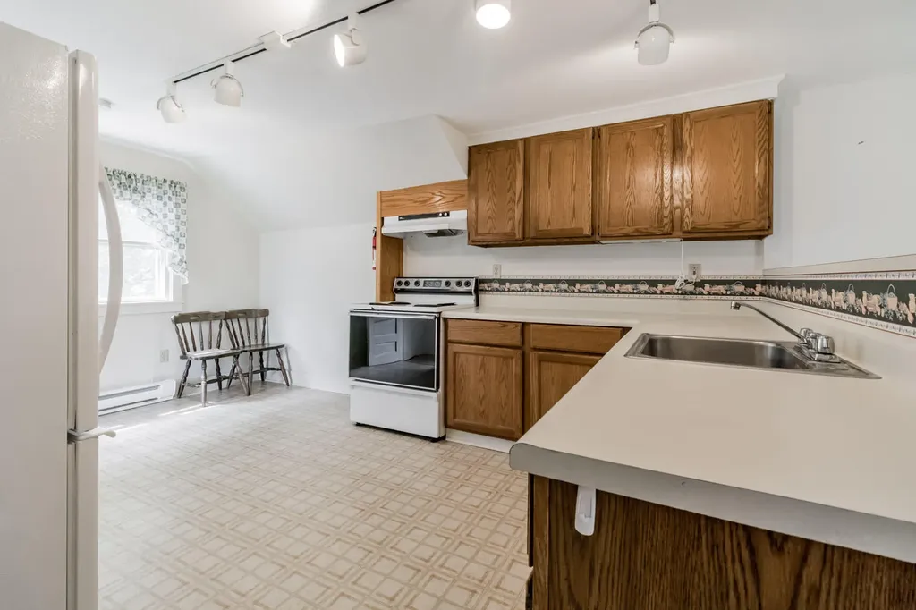 192 Limerock Street Rockland ME 04841