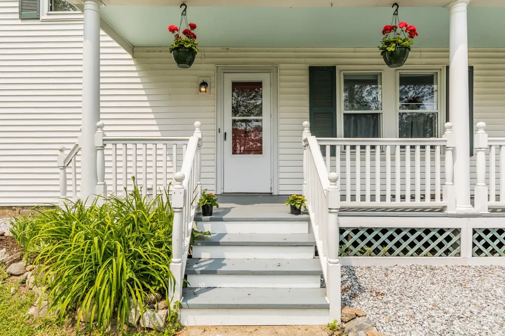 192 Limerock Street Rockland ME 04841