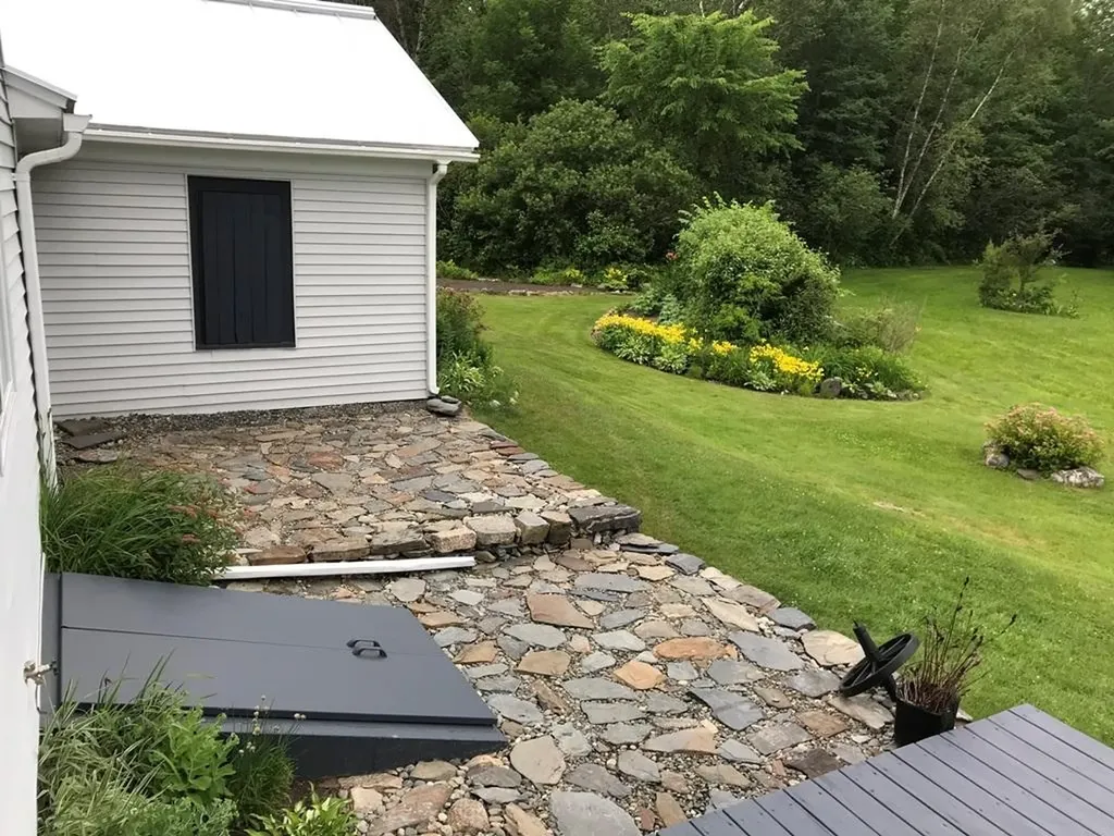 38 Hartland Road Canaan ME 04924