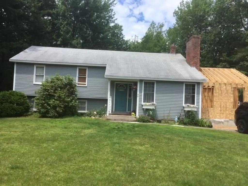 24 Pierce Avenue Sanford ME 04073