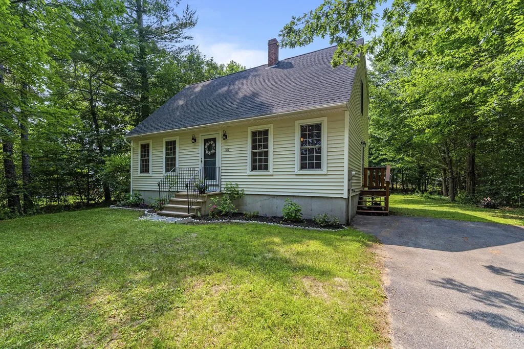 170 Varney Mill Road Windham ME 04062