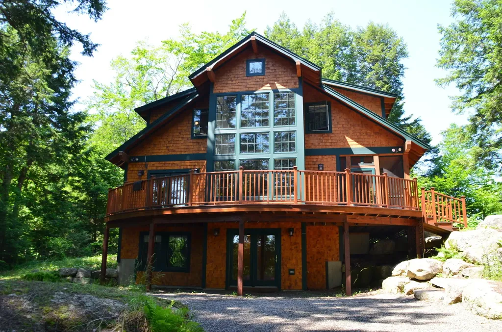 31 Harriman Pond Lane Dedham ME 04429