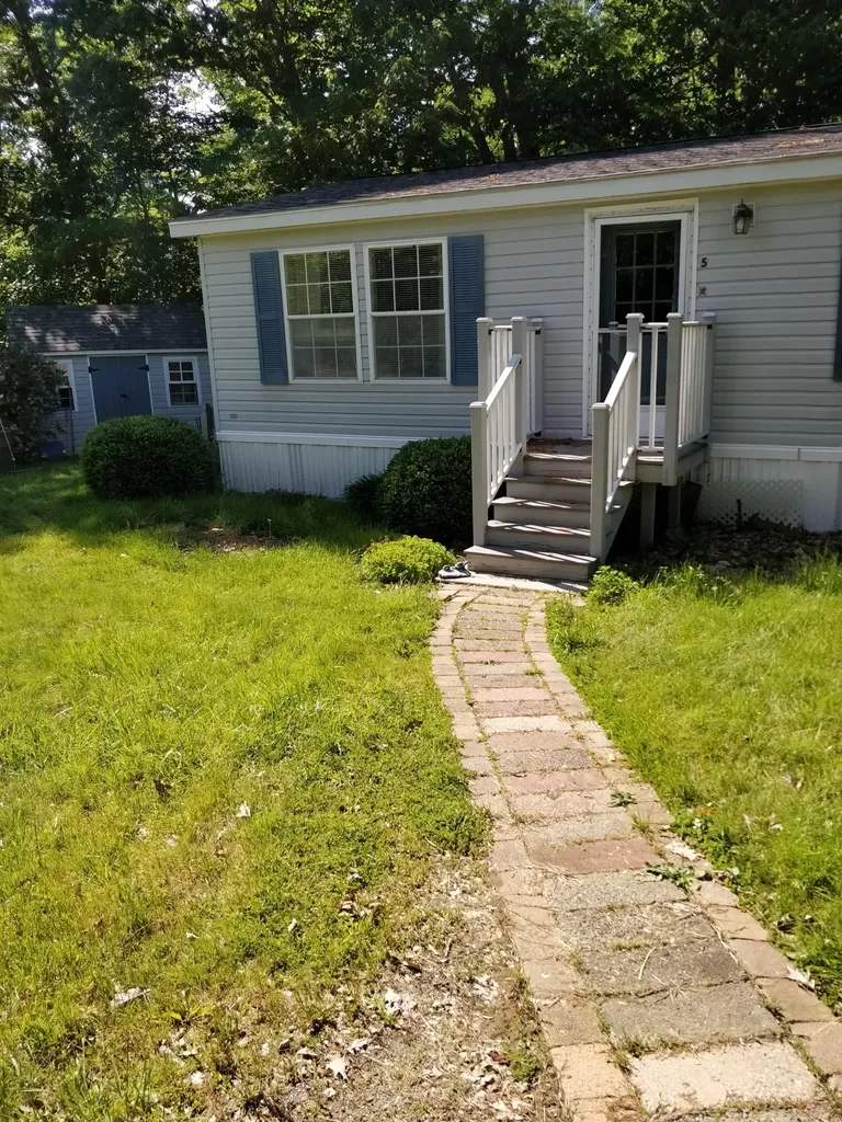 5 Cedar Drive Kittery ME 03904