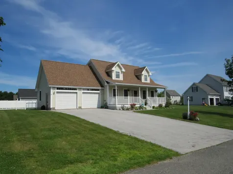 93 Virginia Lane Bangor ME 04401
