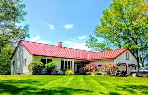 886 Middlesex Road Topsham ME 04086
